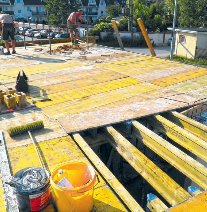 9. Deskowanie stropu i wieńców